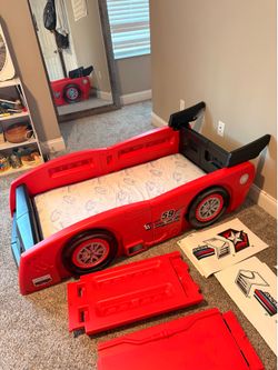 Car toddlers bed barely used