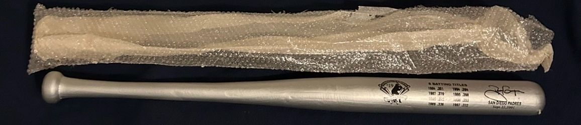 Tony Gwynn 2001 Silver Commemorative Bat – San Diego Padres