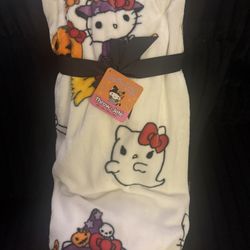 Hello Kitty Halloween Throw