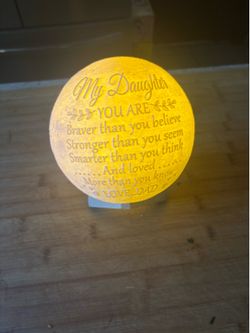 Daughter light up moon
