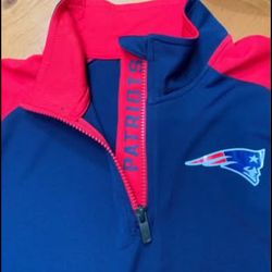 New England Patriots  EUC NFL Team Apparel, Sz Youth L 14-16 3/4 zip pullover jacket  $20-