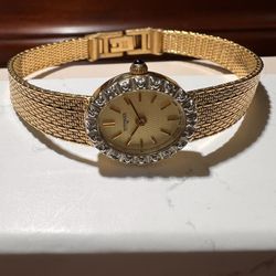 WITTNAUER WOMEN’S GOLD TONE CRYSTAL SWISS WATCH AUTOMATIC 