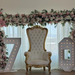Rentals     Throne Chairs BODAS XV