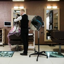 New Professional Adjustable Hooded Bonnet Hair Dryer with Rolling Stand 1300W Salon Dryer, Black