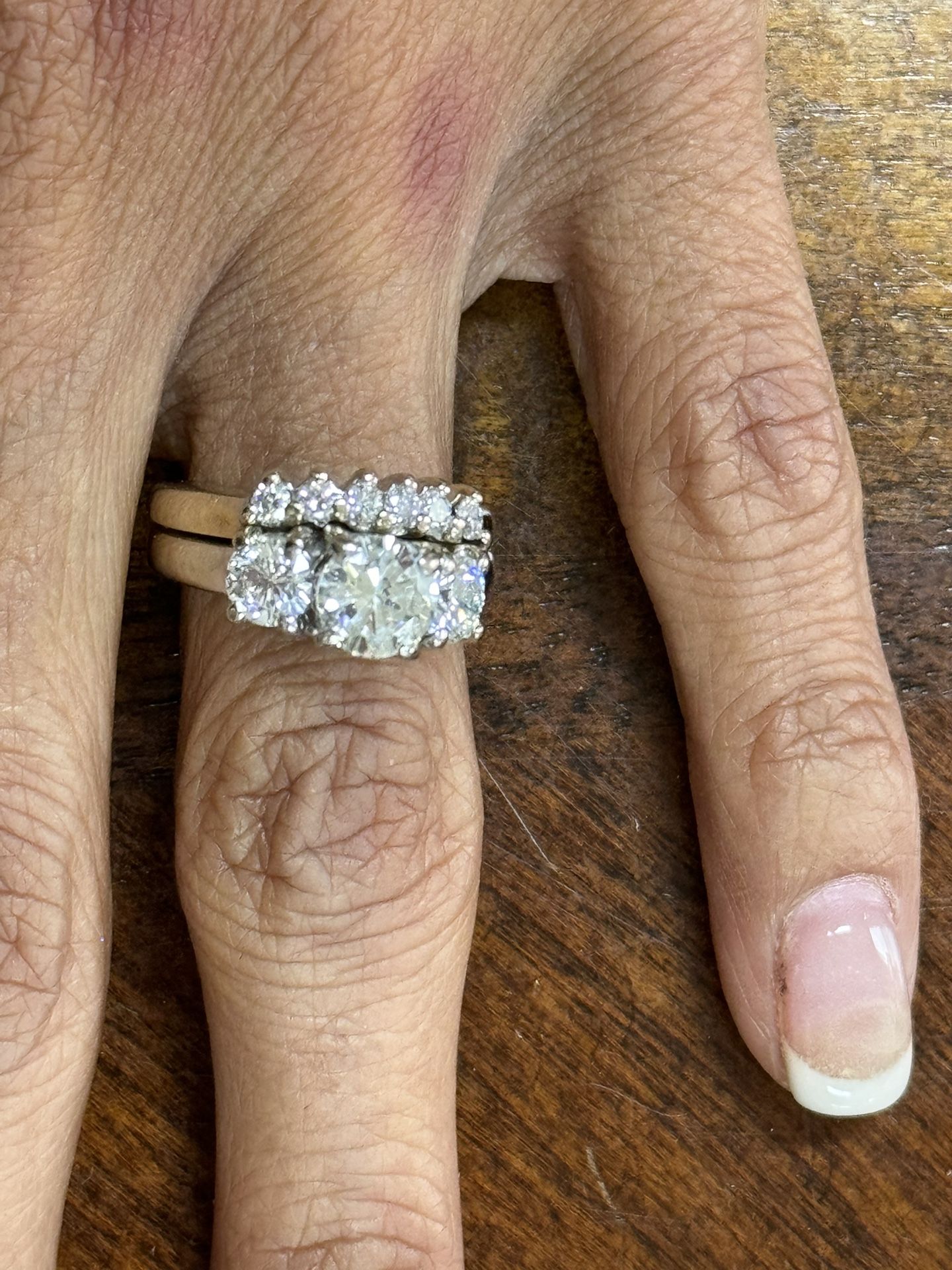 2ct Total Weight.