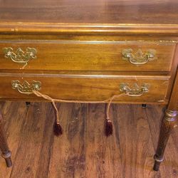 2 (set) Antique Ethan Allen Georgian court cherry Wood end tables