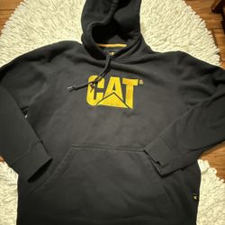 black Caterpillar (CAT) men's Trademark hooded sweatshirt with a yellow logo on the chest Large on tag