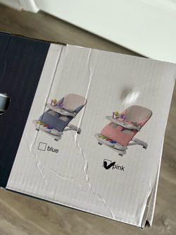 Brand new baby lounger in a rose shade