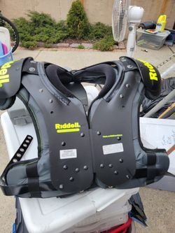 Riddle SURGE football Pads