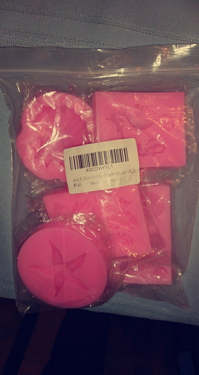 Silicone molds/ moldes de silicone