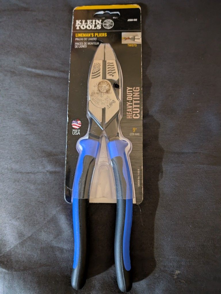 Klein Tools 9" Lineman's Pliers