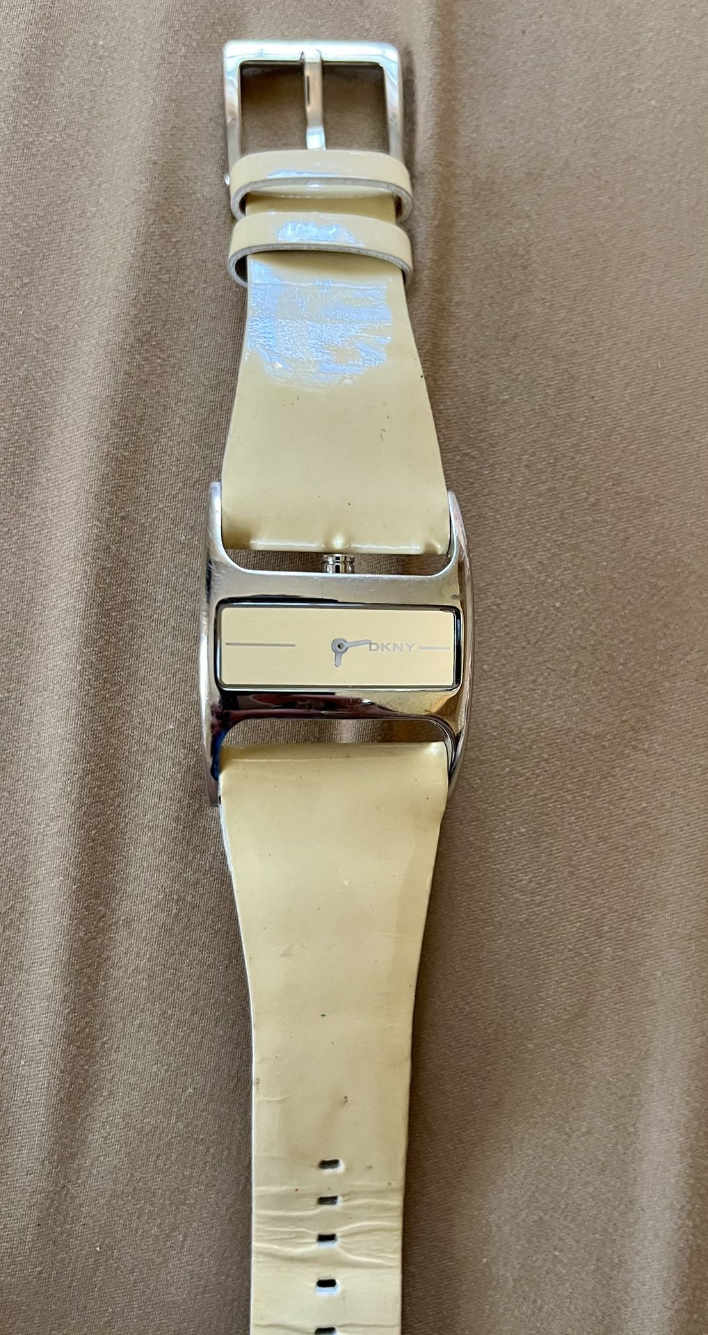 DKNY Unisex WristWatch