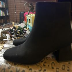 Old Navy Boots 7 Women Used 18