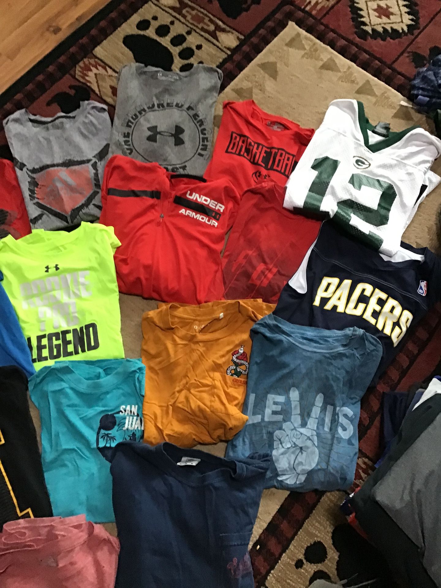 Boys Clothes Med And Larges Mostly Under Armor Nike Adidas Some Never Wprn