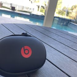 Powerbeats Wireless