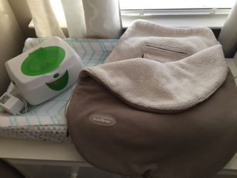 Wipes warmer and JJ Cole Bundle Me infant carseat warm cover/blanket