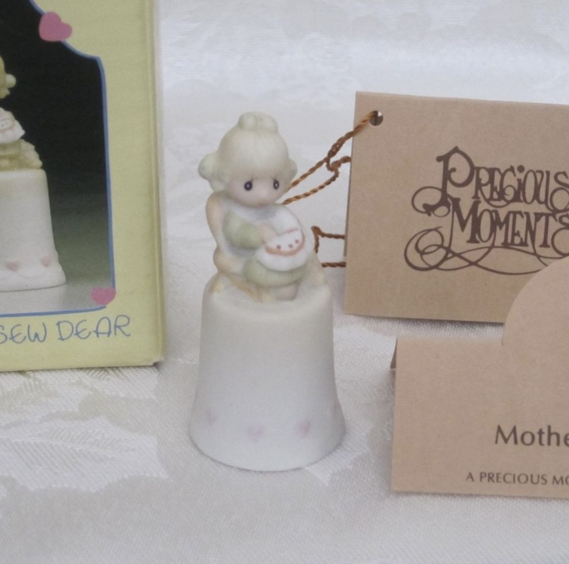 Mother Thimble Girl Precious Moments 