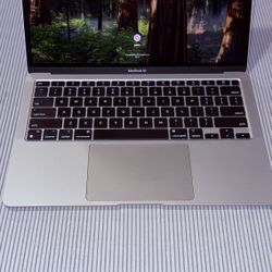 BACK TO SCHOOL SPECIAL Apple MacBook Air M1