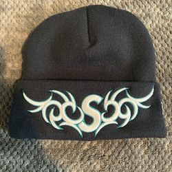 SUPREME BEANIE