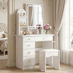 5-Drawers White Makeup Vanity