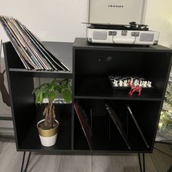 Vinyl Table