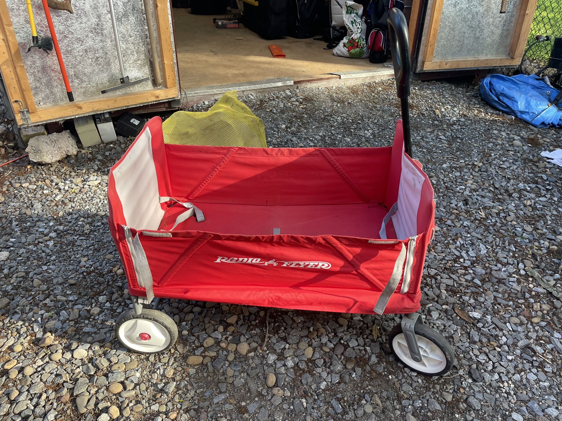 Radio Flyer Foldable Wagon