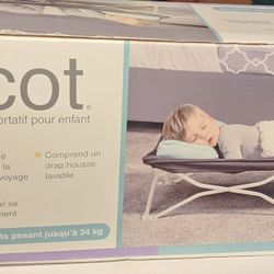 Regalo My Cot Portable Toddler Bed