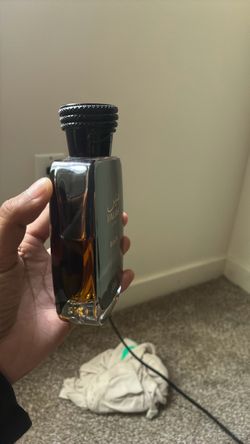 Hajar Black Eau de Parfum used
