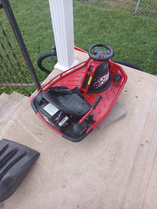 Razor Crazy Cart (Read Description)