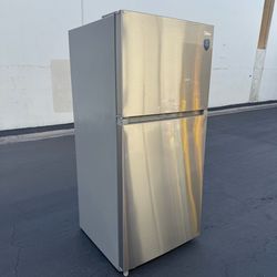 LIKE NEW Midea 30 Inch 18 cu. ft. Top Freezer Refrigerator Stainless Steel Excellent Condition