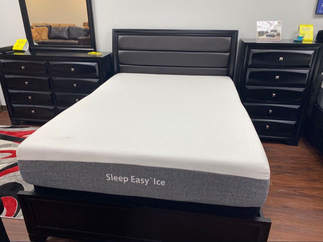 BEDROOM SETS IN KING OR QUEEN !!! $50 DOWN AND 90 DAYS SAME AS CASH!!! SAME DAY DELIVERY!!! GREAT QUALITY FURNITURE AND THE BEST PRICES!!!