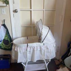 Dream On Me Baby Bassinet Crib 