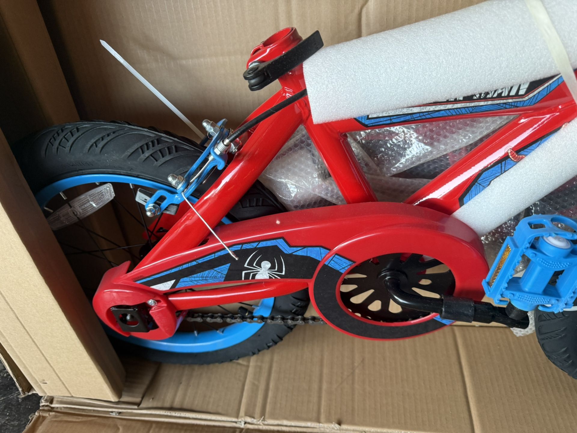 Huffy 16 Inch Spider-Man Bike New