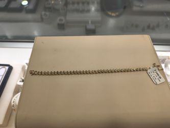 14k solid gold diamond tennis bracelet 12.7 grams layway available 10% down if you interested please make sure you ask for Maribel thank you