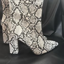 Women’s Snake Boots 