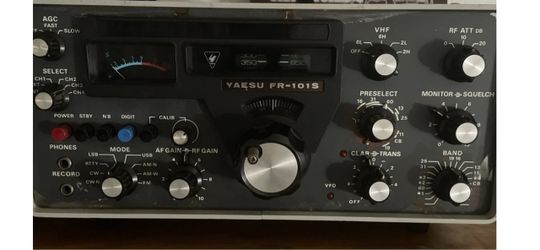 Yaesu FR-101S Transceiver  Ham Radio  Selling As/Is Unable To Test No Power Cord