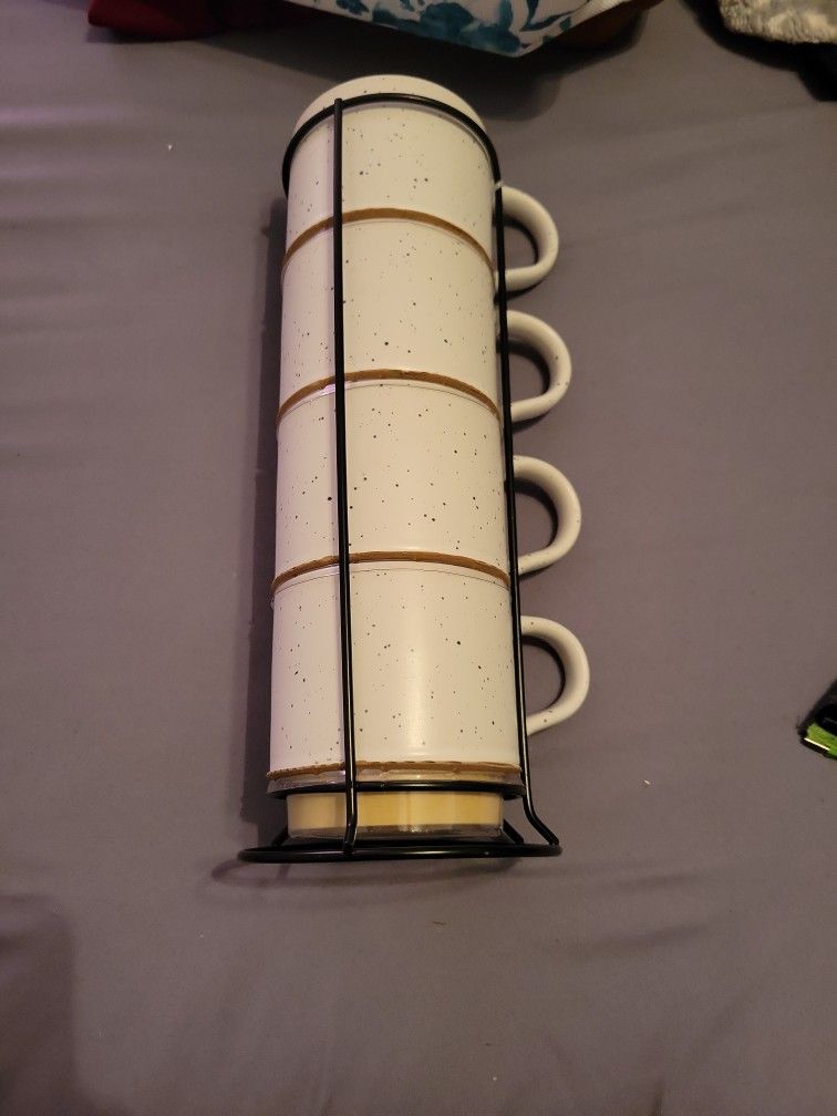 Stacking Coffee Cups
