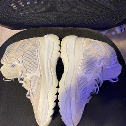 Yeezy Boots 8.5 Negotiable price
