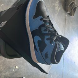 Air Jordan 1 Mid (GS)