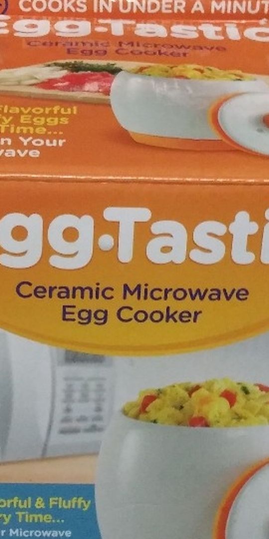 Egg*Tastic Ceramic Microwave Cooker.