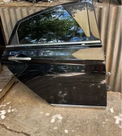 2011-2014 hyundai sonata hybrid  passenger/right rear Doors complete