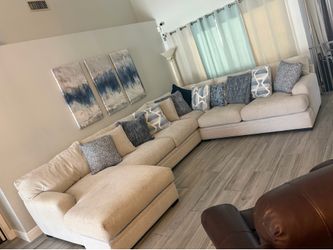Sectional couch