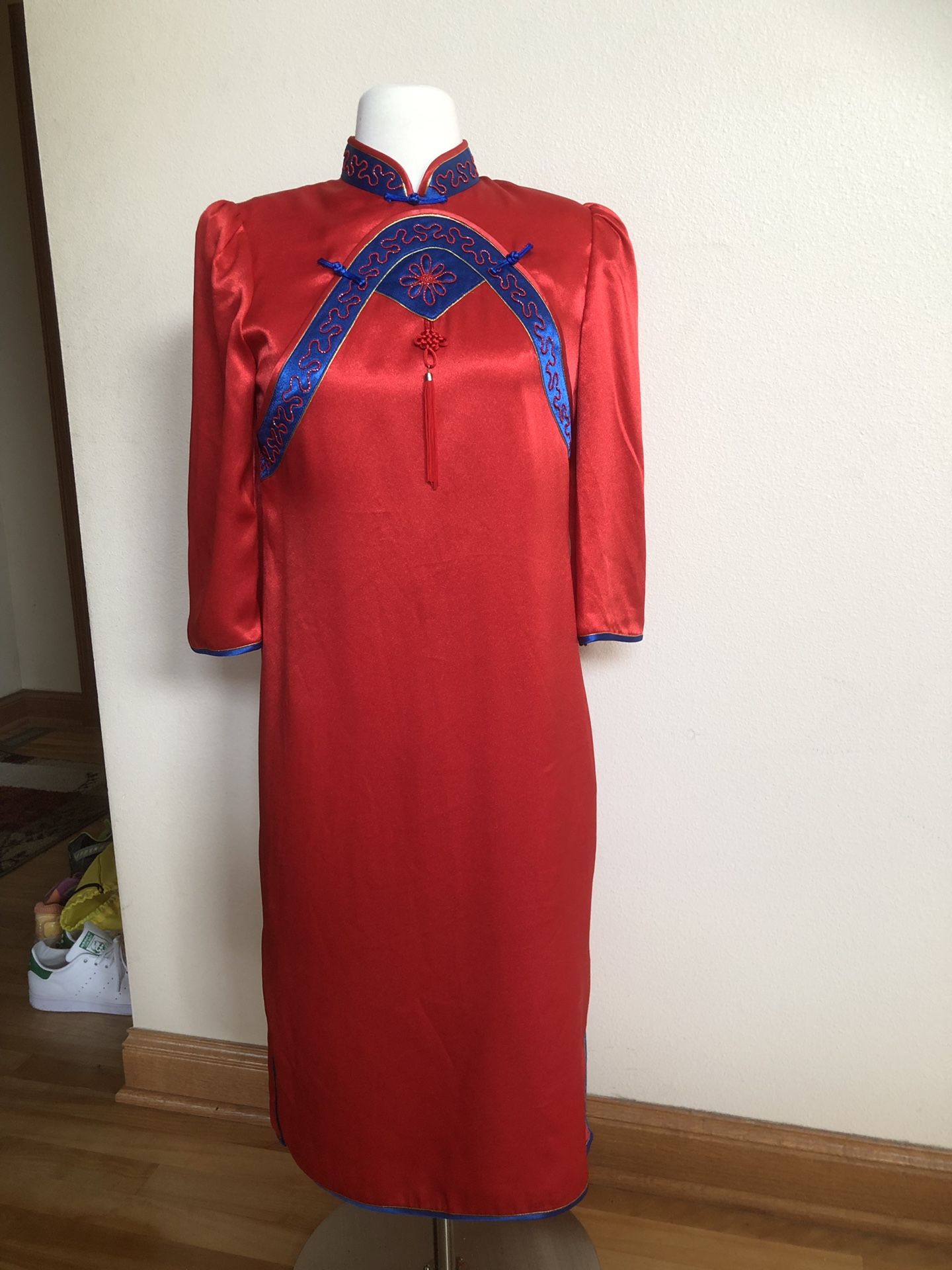 Unique beautiful dress Size : S