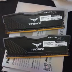TEAMGROUP T-Force Delta RGB DDR4 16GB (2x8GB) 3200MHz CL 16