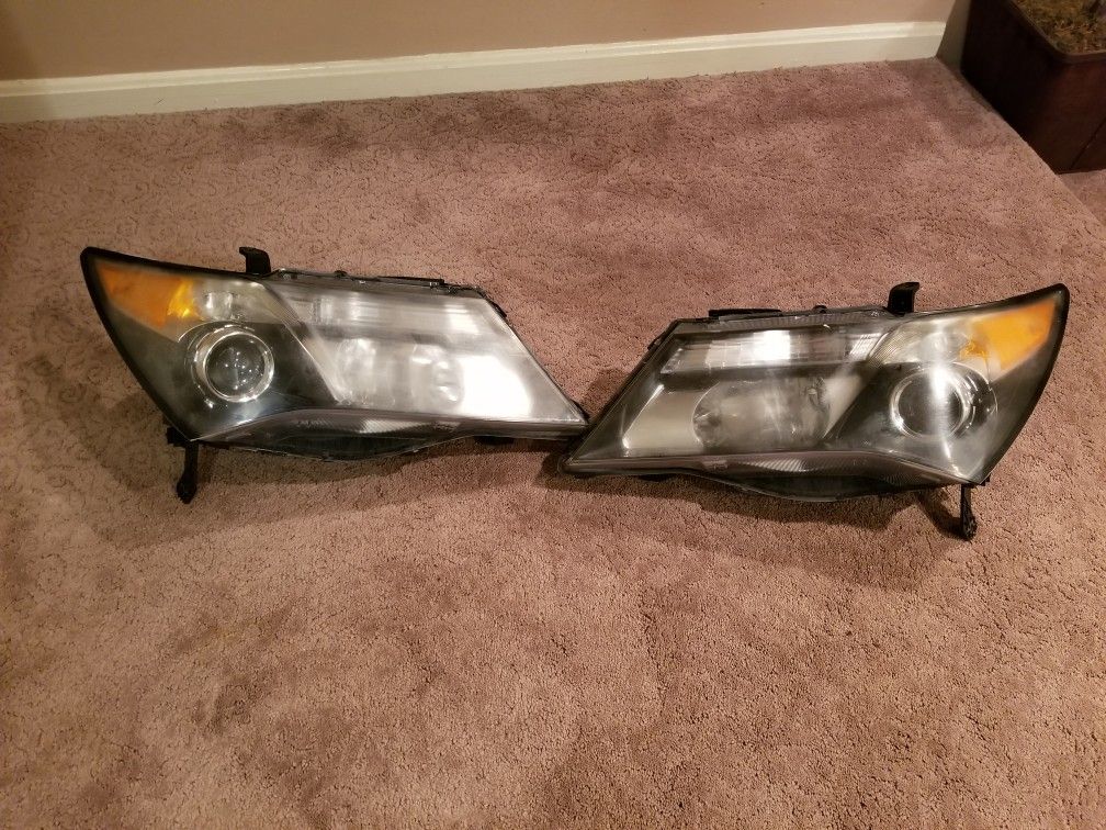 Acura MDX Headlight Assembly