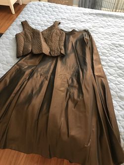Women's two piece fancy dress. Brown/bronze with gold