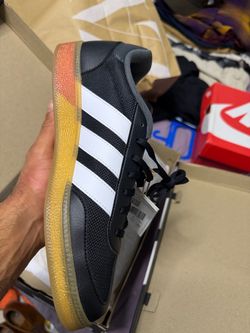 Adidas Trainers sz. 9.5