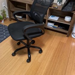 Amazon Basics Comfortable Office Chair Good Quality