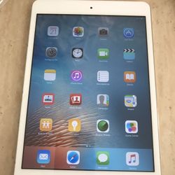Apple iPad Mini 32GB WiFi Tablet 7.9”