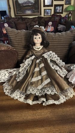 Too lovely dolls